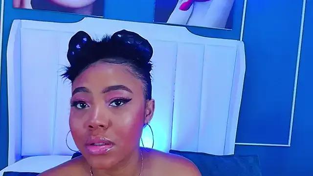 Naked Room AngelaRoberts 