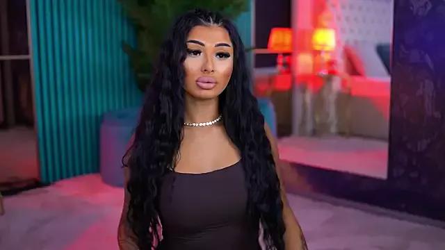 ArabellaPosh from StripChat