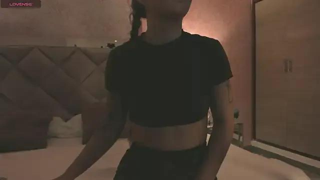 Naked Room Arianavillada 