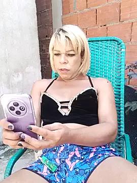 blondebitchlitle from StripChat