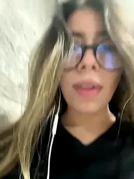 Caitlin_Cat from StripChat is Freechat