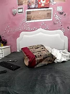 CamilosaOrtega from StripChat is Freechat