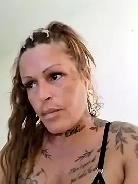 canariamorbosa from StripChat