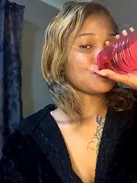 cardibabe from StripChat is Freechat