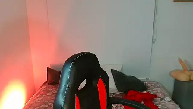 Catamilf77 from StripChat