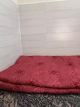 Naked Room Cute_ritu0 