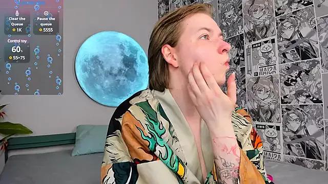Naked Room Dylan_Sunshine 
