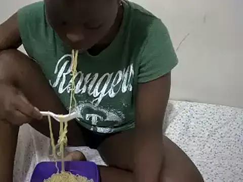 Naked Room ebony_curvedass 