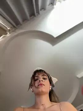 Naked Room emiss_ 