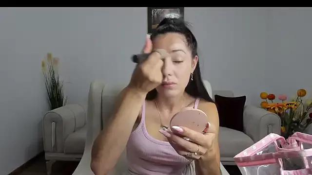 Emmapmg from StripChat