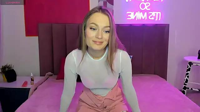 EvelynPoole from StripChat