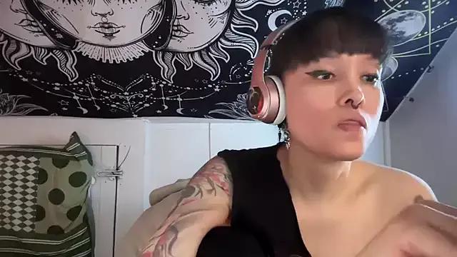FRRANNKIE from StripChat