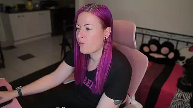 Naked Room gennyrock 