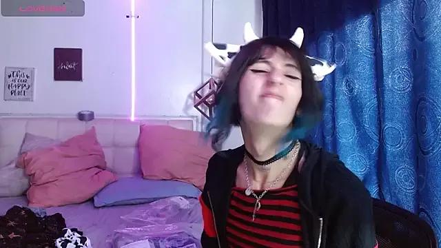Naked Room goth_minerva 