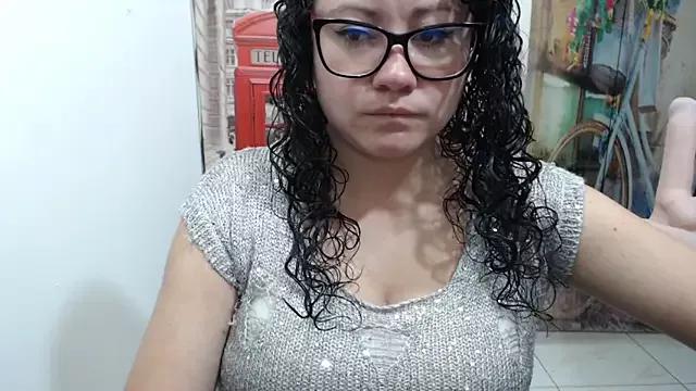 greeneyes_nurse from StripChat