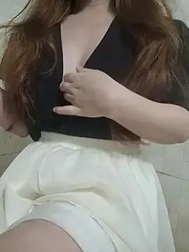 Naked Room Jolie_16 
