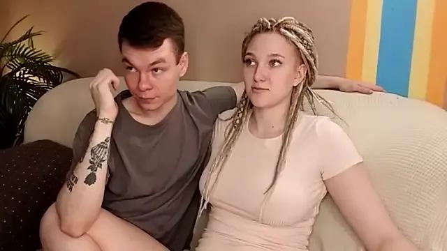 julielourens from StripChat is Freechat