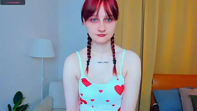 KatyKufel from StripChat is Freechat