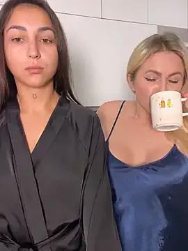 Naked Room Keep_us_wild 