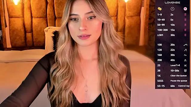 KiaraCarter from StripChat is Freechat