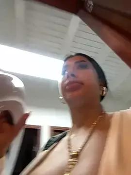 kiim_taaylor from StripChat