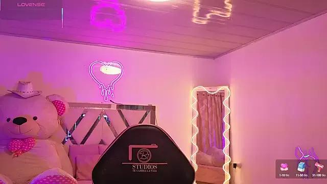Laylafoxy_tay from StripChat