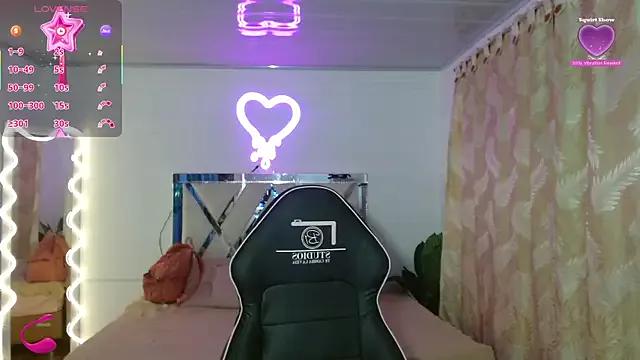 Laylafoxy_tay from StripChat