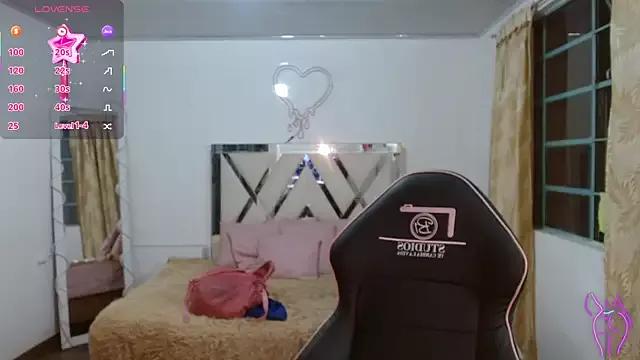 Laylafoxy_tay from StripChat