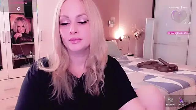 Libby_Nora from StripChat
