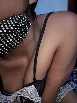 Naked Room Little__Zara 