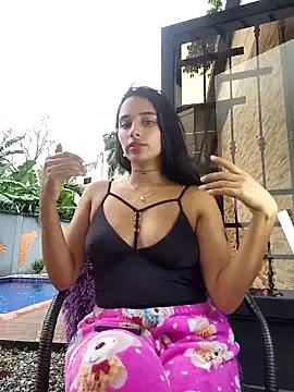 Naked Room Lorena_Mcfly 