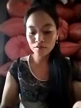 Maipm18 from StripChat is Freechat