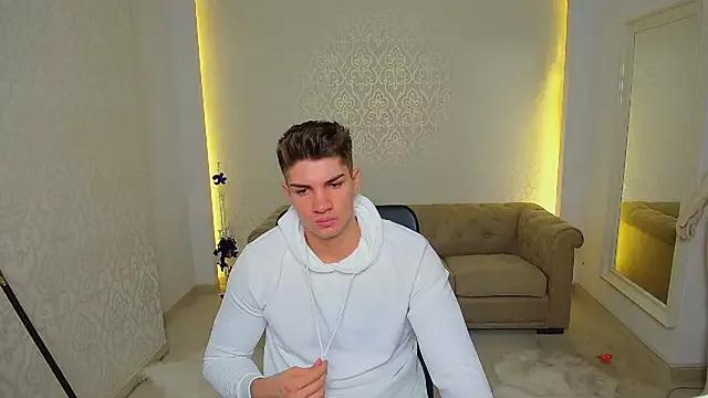 MaxKaiden from StripChat is Freechat