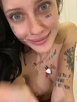 Naked Room Melissa_crazy 