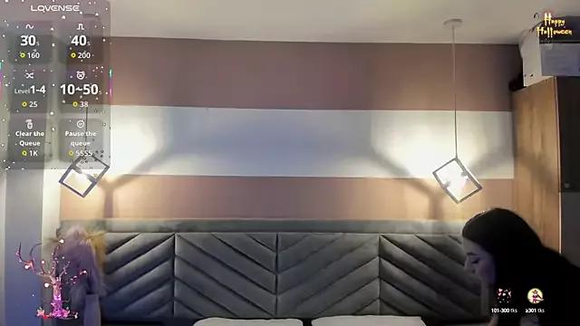 Naked Room Mia_Valentine_ 