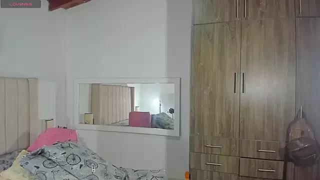 Naked Room month_blackss 