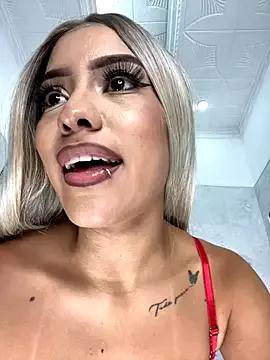 MystiqueXXX from StripChat is Freechat