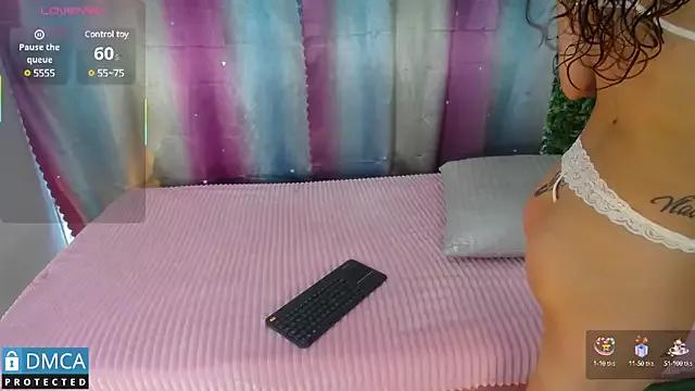 Nahomi_diaz_ from StripChat is Freechat