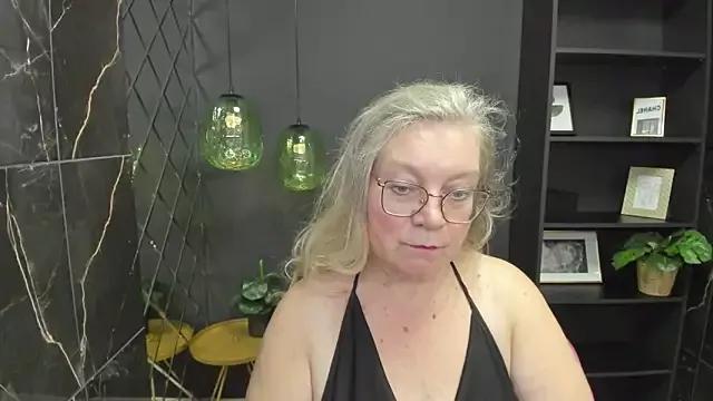 NataliMellow from StripChat