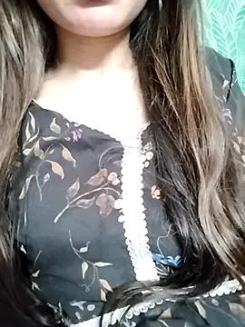 Naked Room Noor_Darliing 