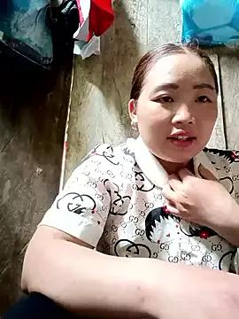 PhamPhung from StripChat is Freechat