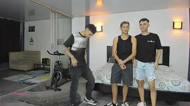 Naked Room Playhardsexx 