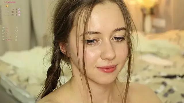 Naked Room Pretty_Princess_Elina 