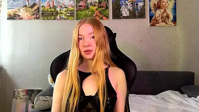 RaguelNicksons from StripChat is Freechat