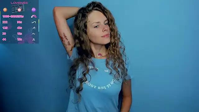 RayaNenlia from StripChat