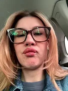 RinaCat from StripChat is Freechat