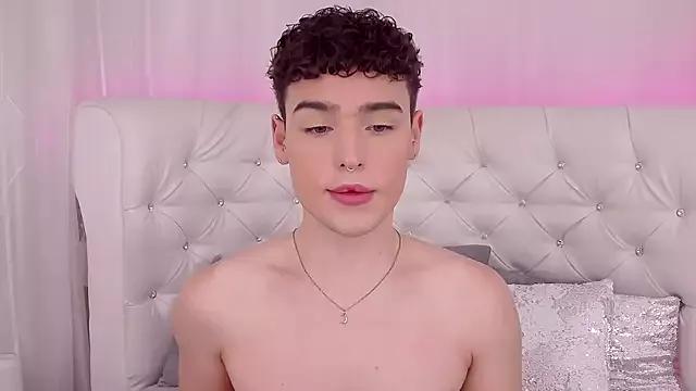 Naked Room RobbyCharming 