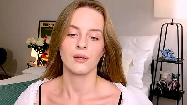 RozzitaBedberry from StripChat