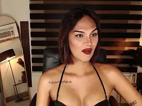 SarahAmber from StripChat