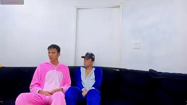 StrawwBoys from StripChat is Freechat